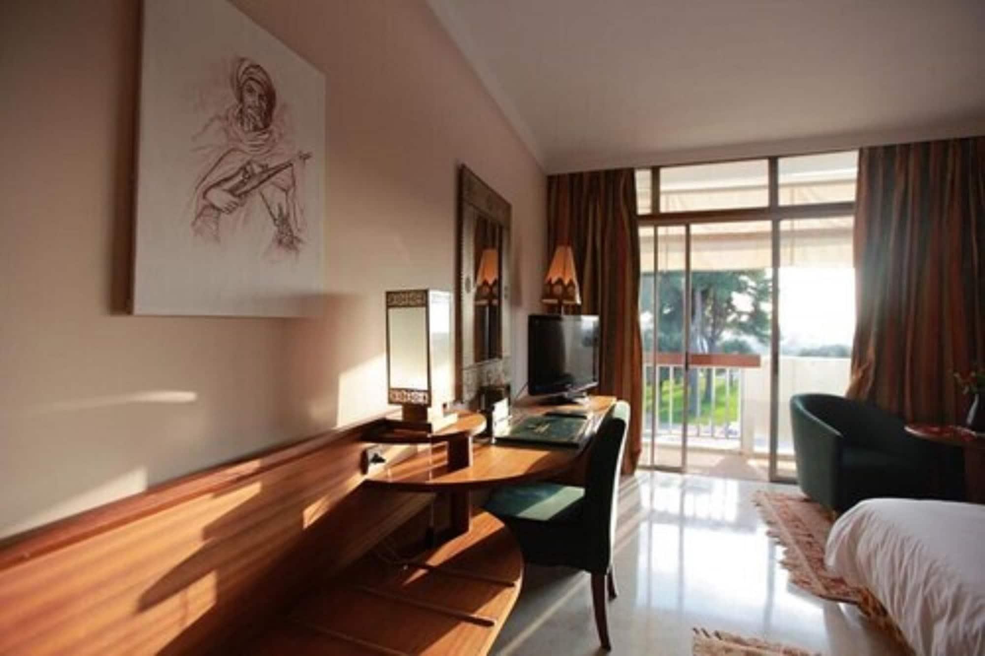 Hotel Transatlantique Meknès Екстериор снимка