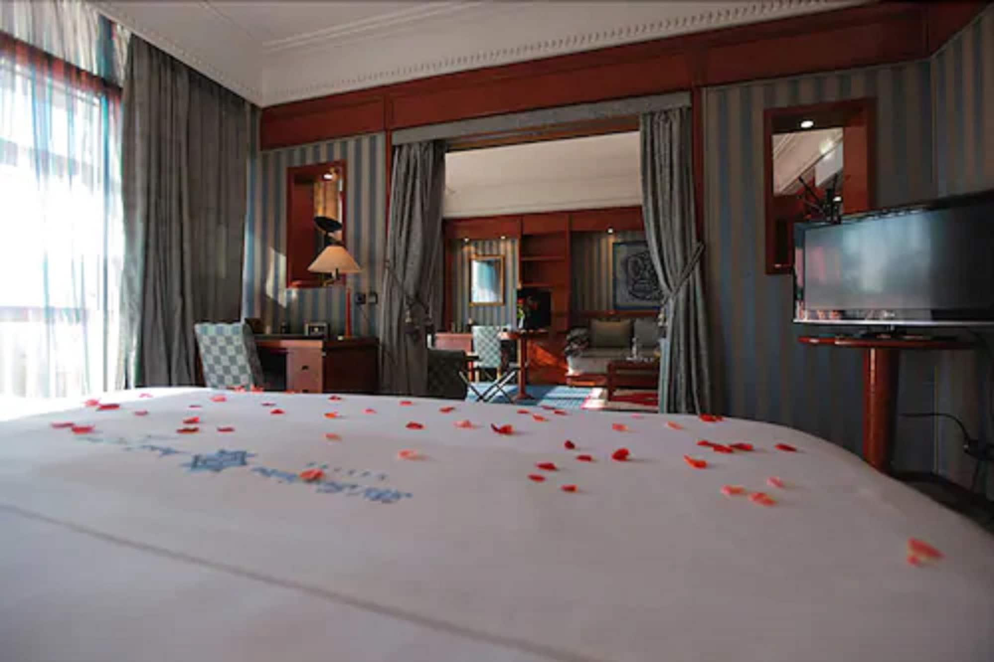 Hotel Transatlantique Meknès Екстериор снимка