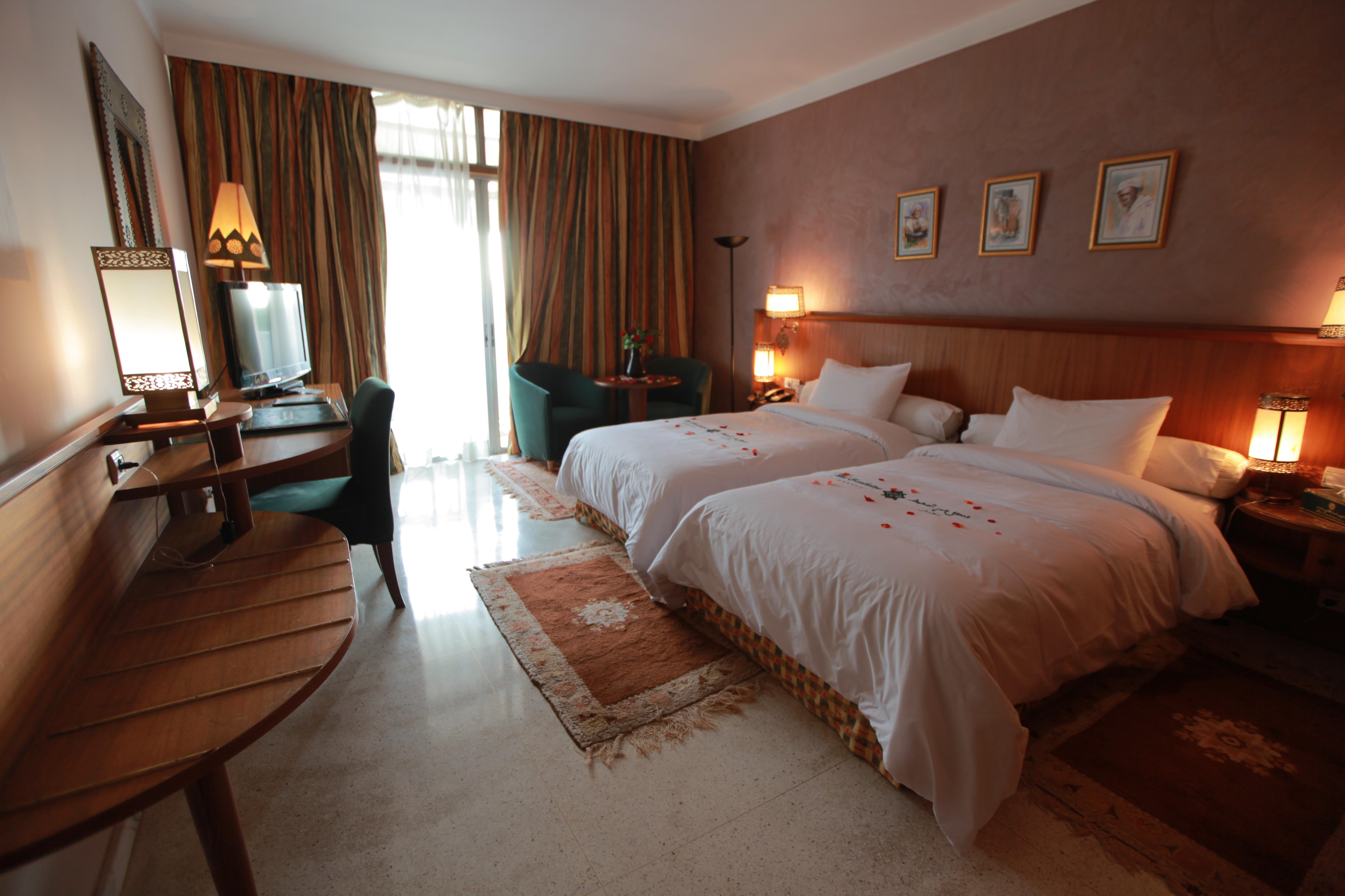Hotel Transatlantique Meknès Екстериор снимка