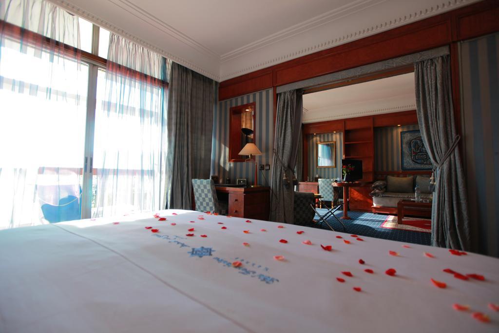 Hotel Transatlantique Meknès Екстериор снимка