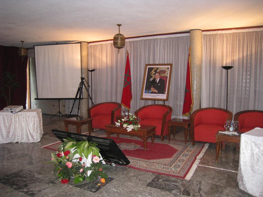 Hotel Transatlantique Meknès Екстериор снимка